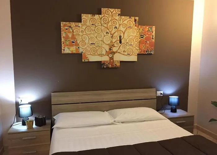 Via Emilia Ovest 224 Self Check-in Kapszulahotel *